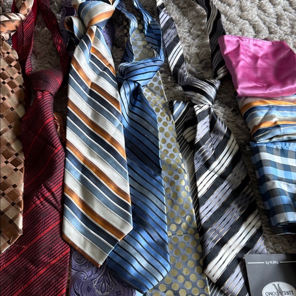 Assorted Men's Neckties - Multi-Color Set - Picture 5 of 7